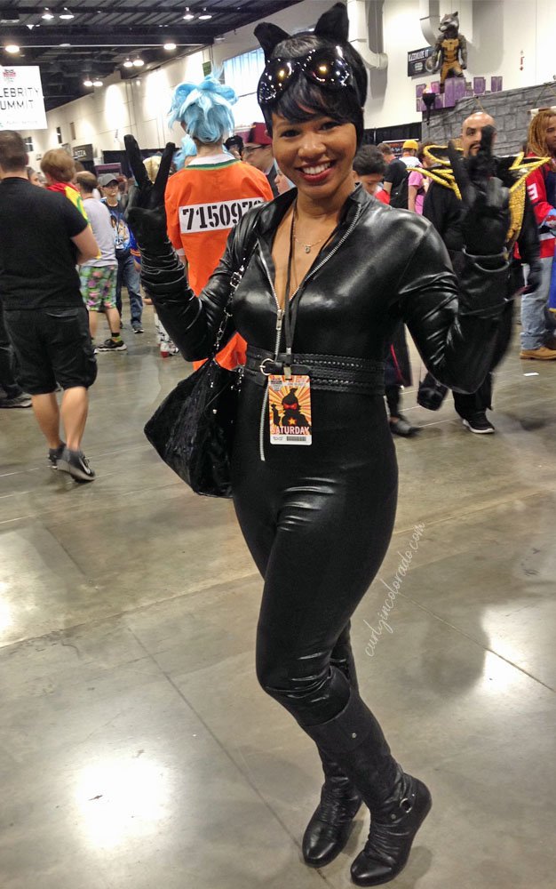 catwoman cosplayer at comic convention